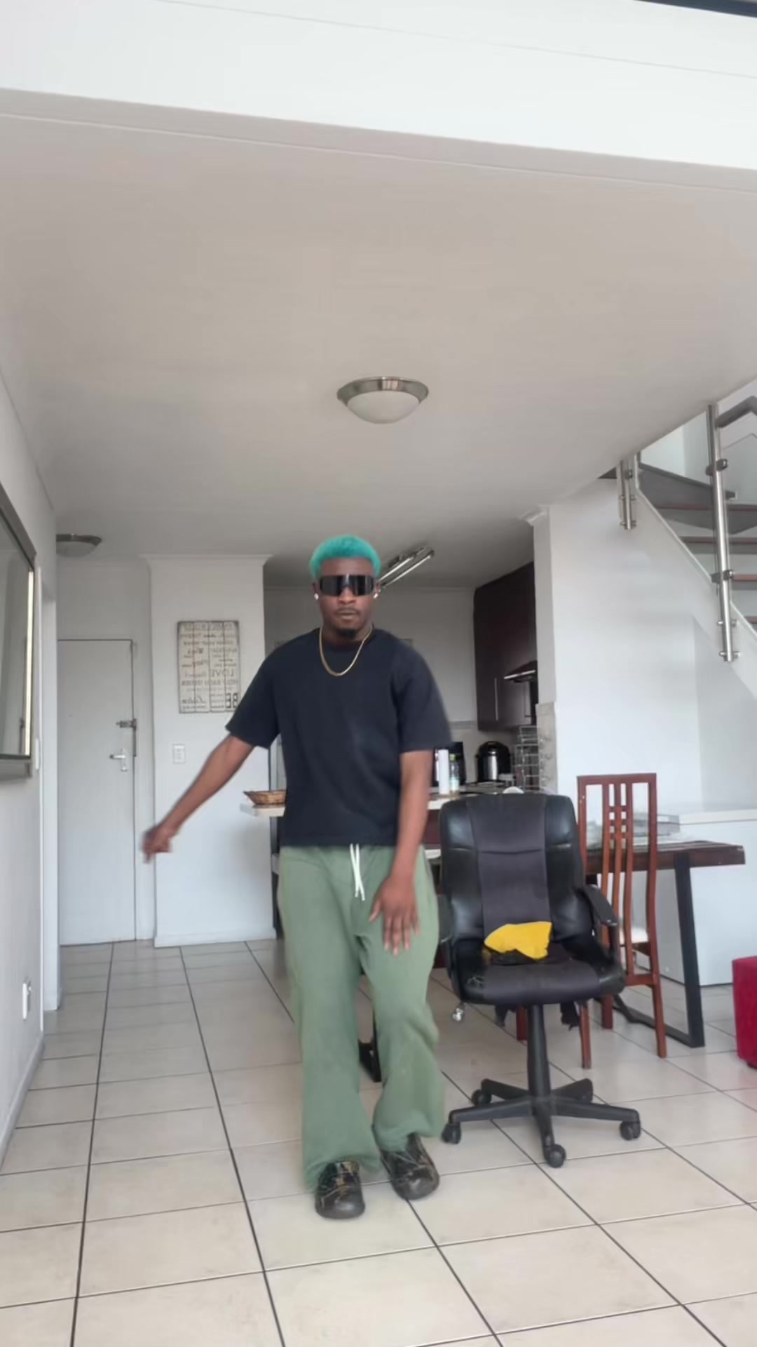 @A!M&euro;DO11AR💵