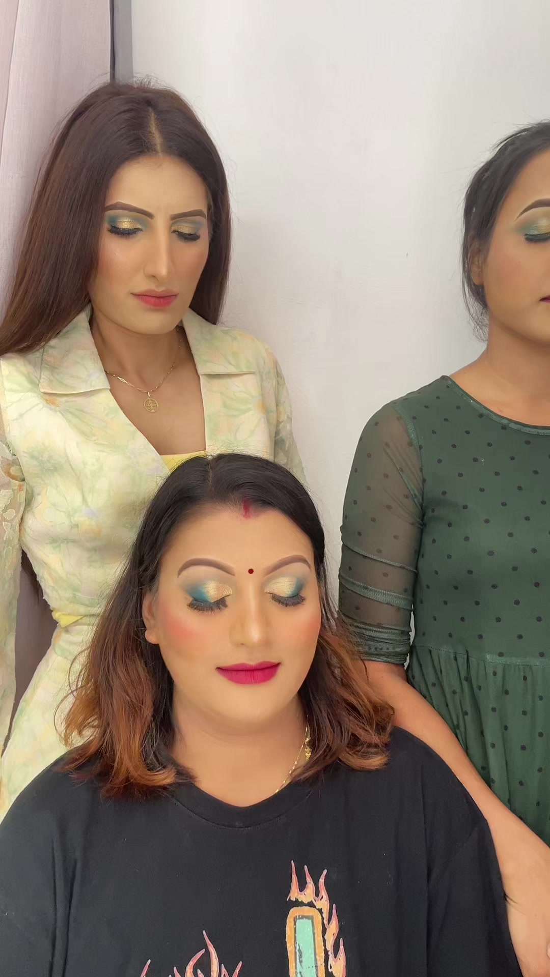 @Navishtamakeupartist
