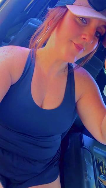 @⭐️ Danielle AKA DeE ⭐️