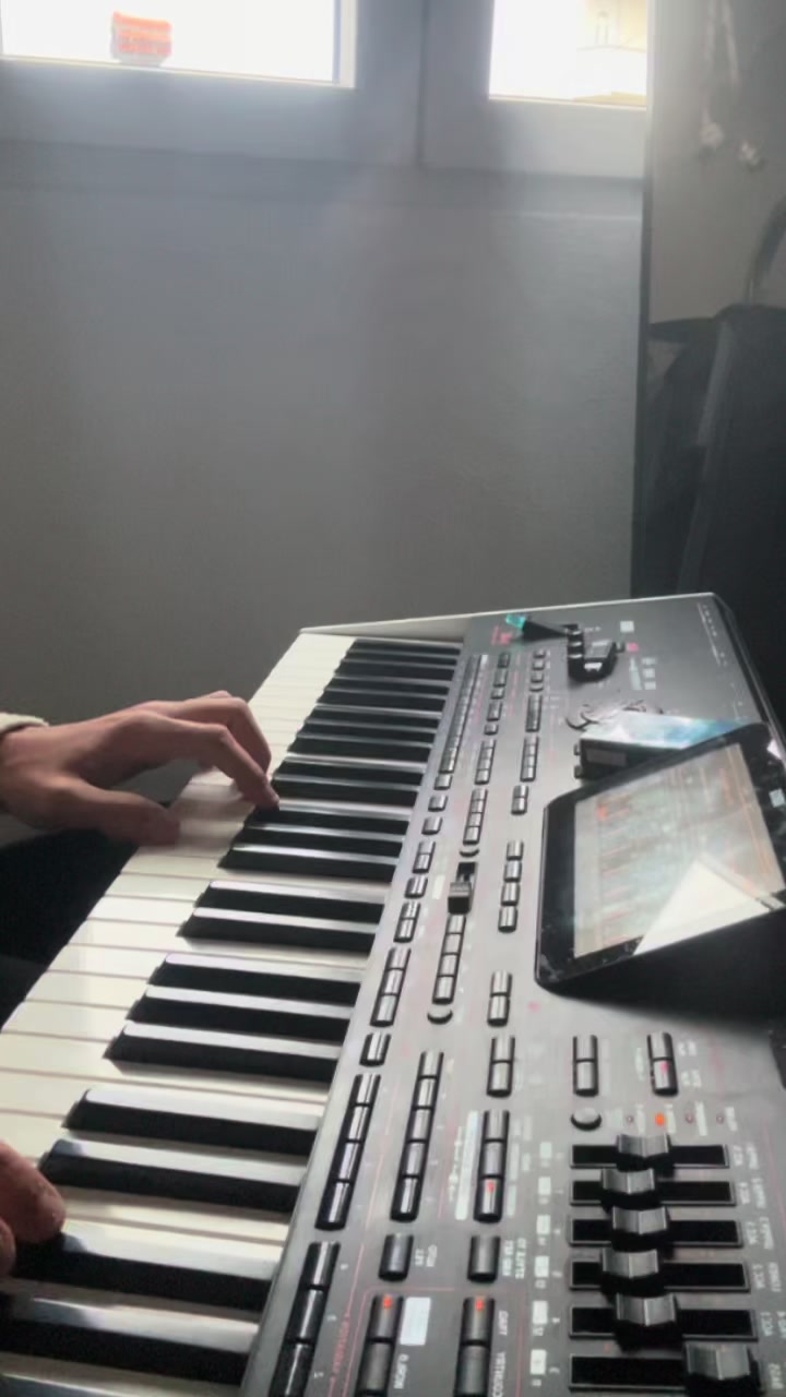 @Tarani&scaron;🎹🎸