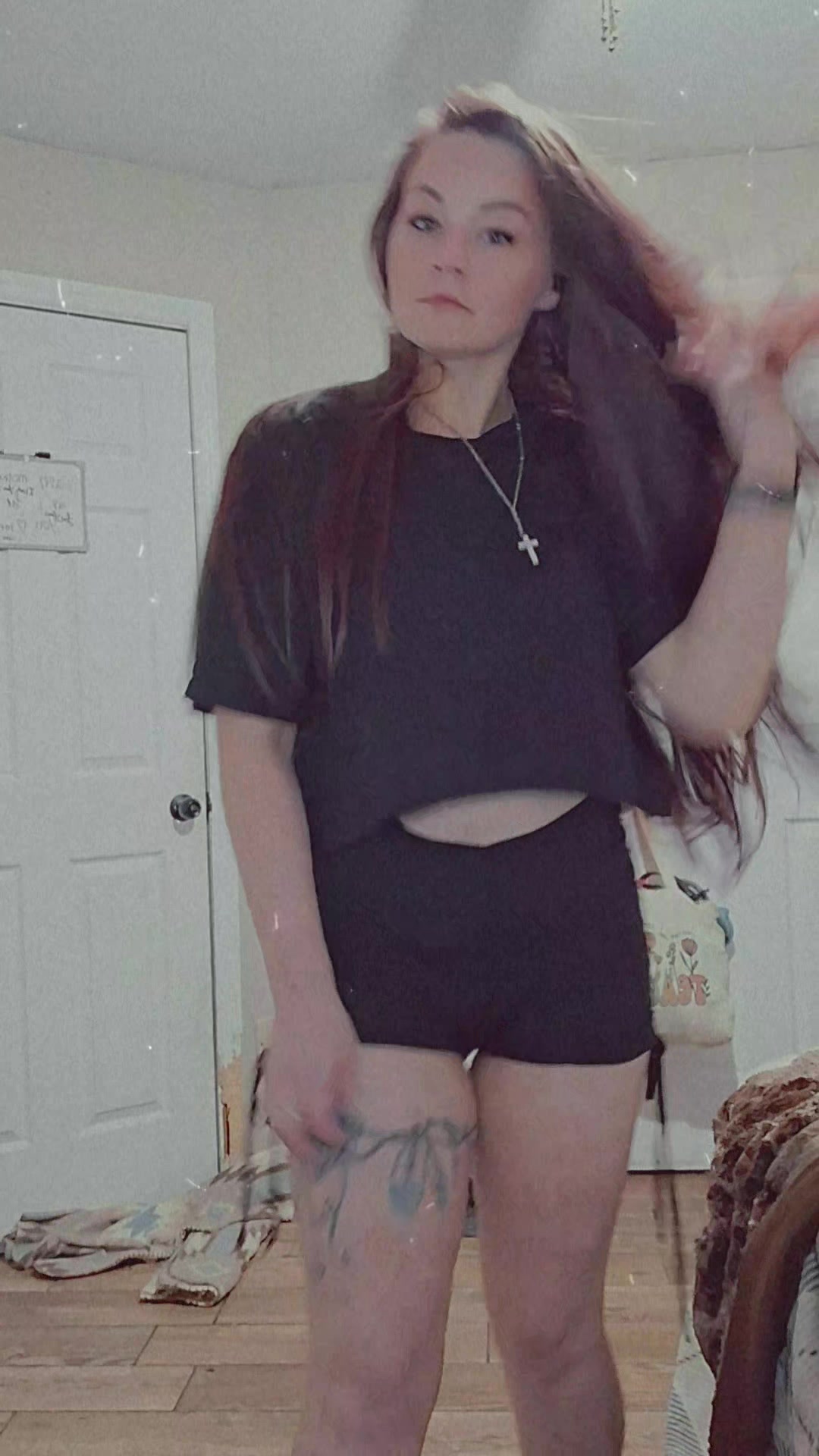 @AnnaNicholebby