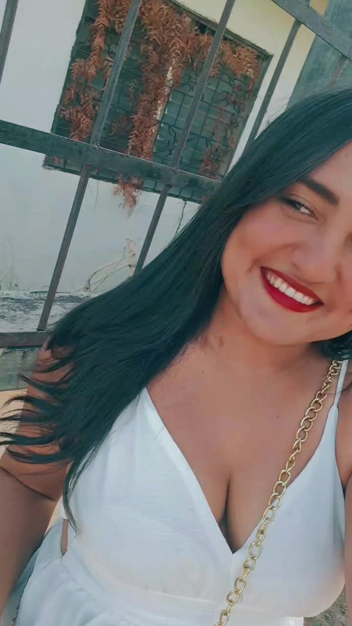 @Alejandra Guardado
