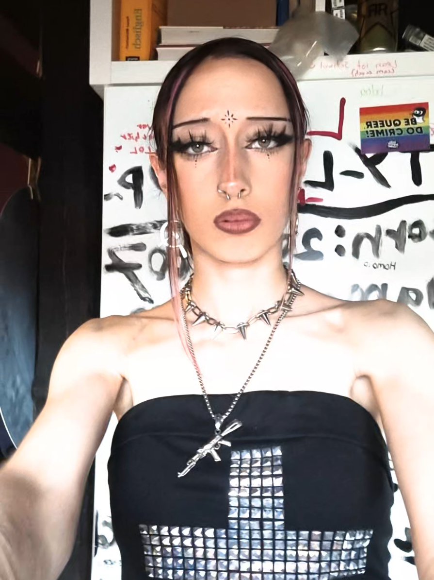 @☭❤️✮𝔑𝔢𝔩𝔢✮🖤☭