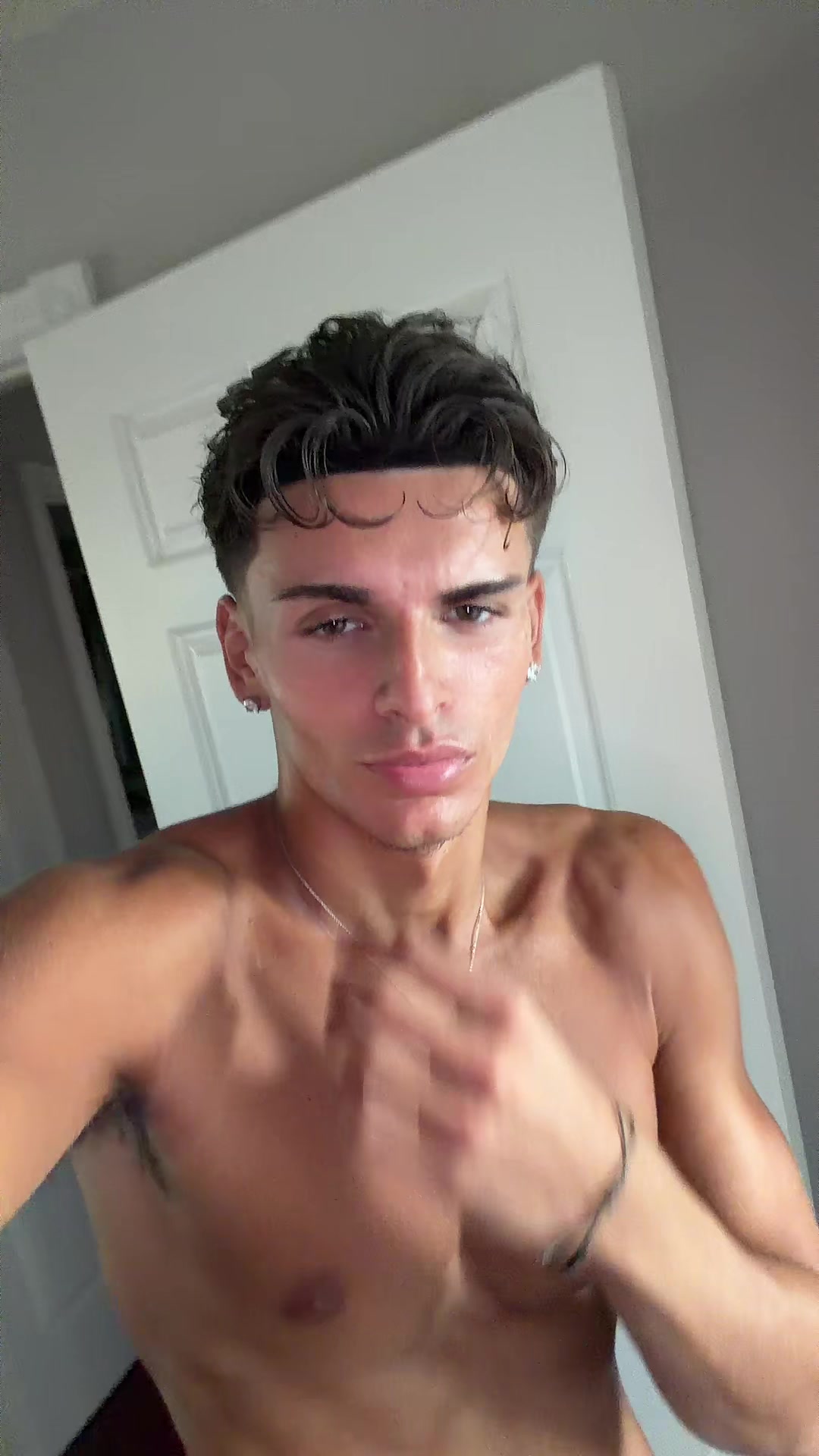 @chris.nikoo