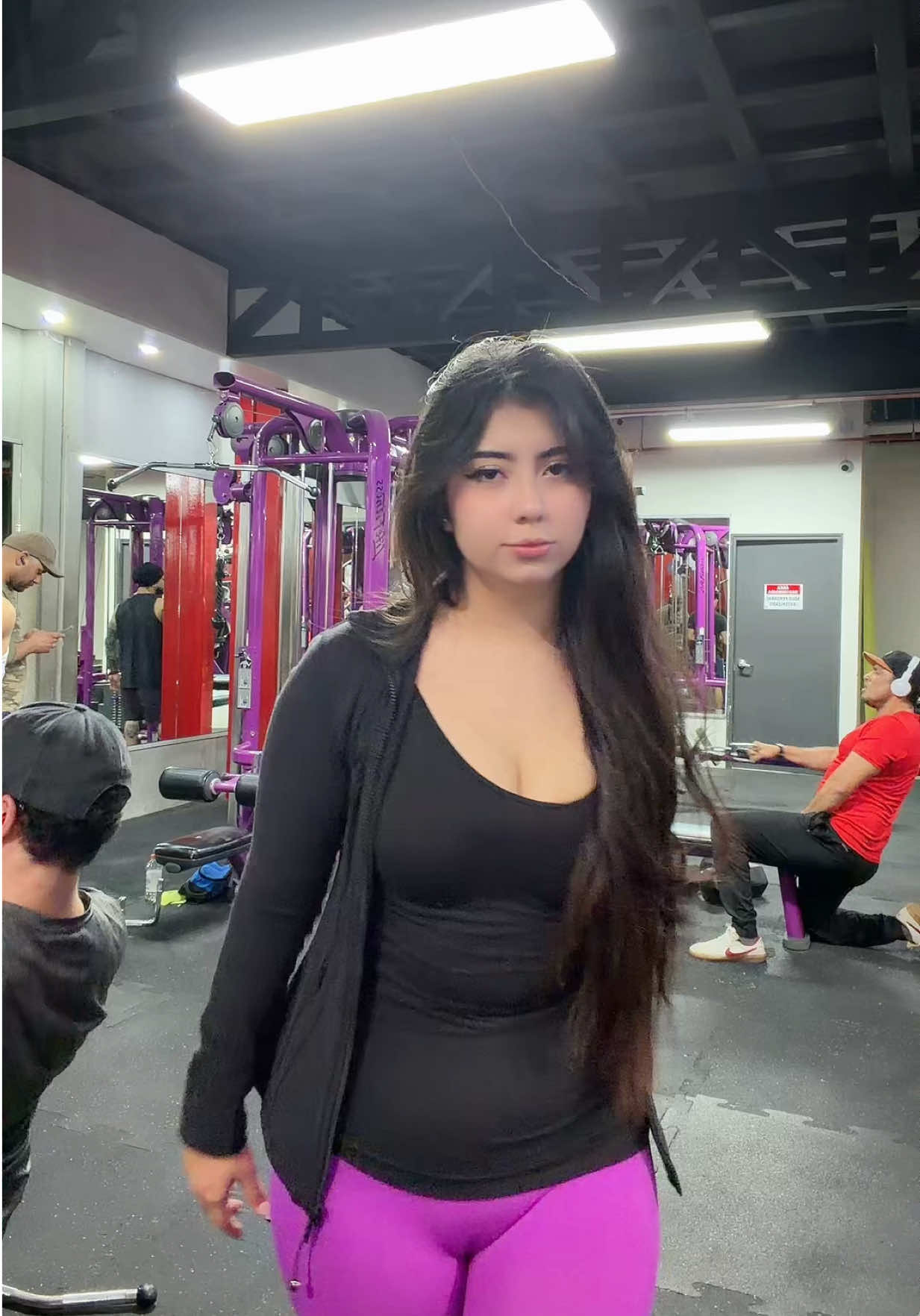 @Elenita