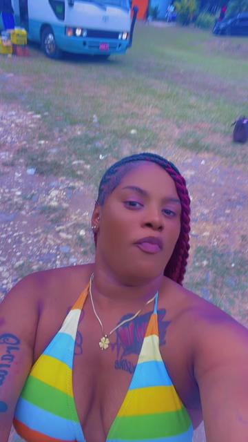 @Tia🥰