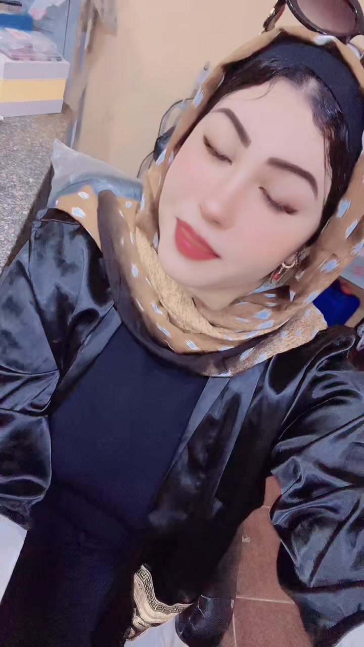 @آلبااااش ممرضهـ☺️🦋💋