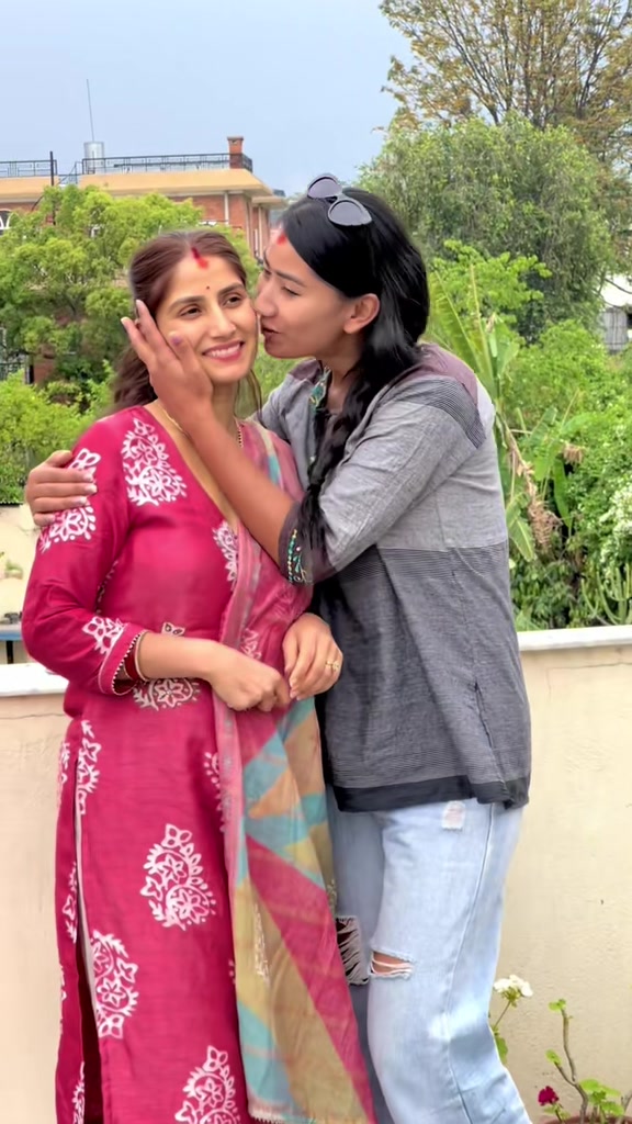 @Aava Thapa (BabaChoriOfficial)