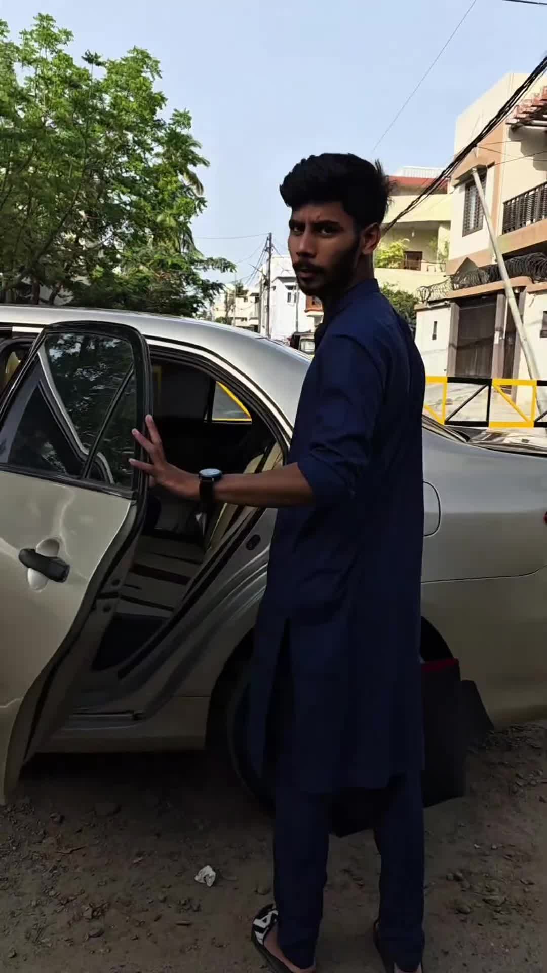 @iqra Aziz vlogs