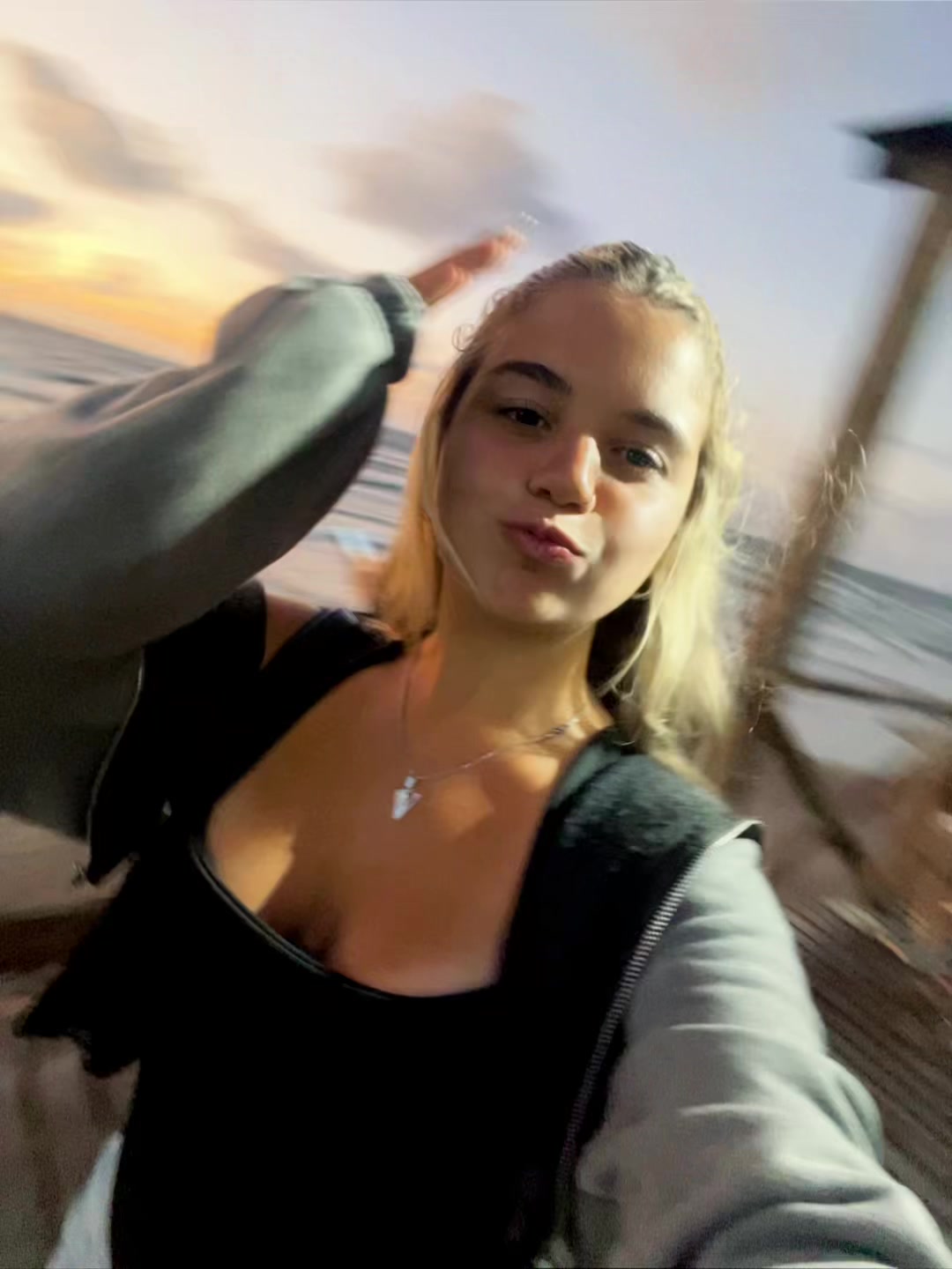 @Valll