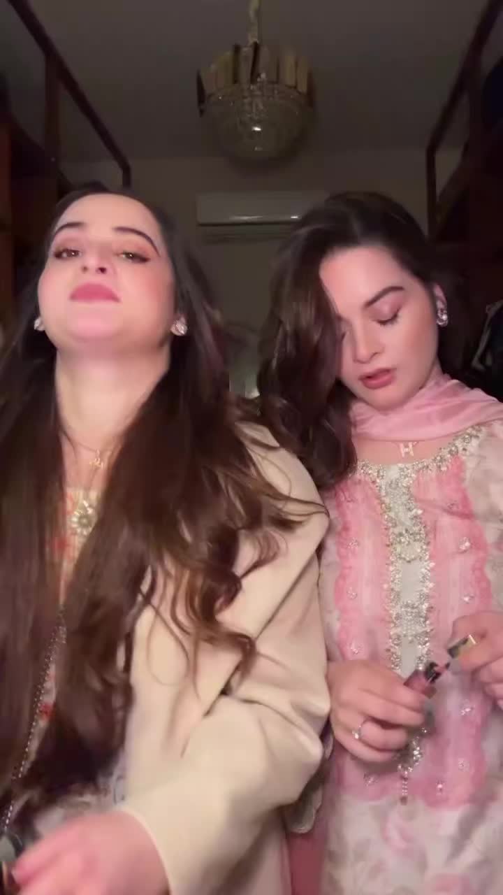 @Pakistani Queens