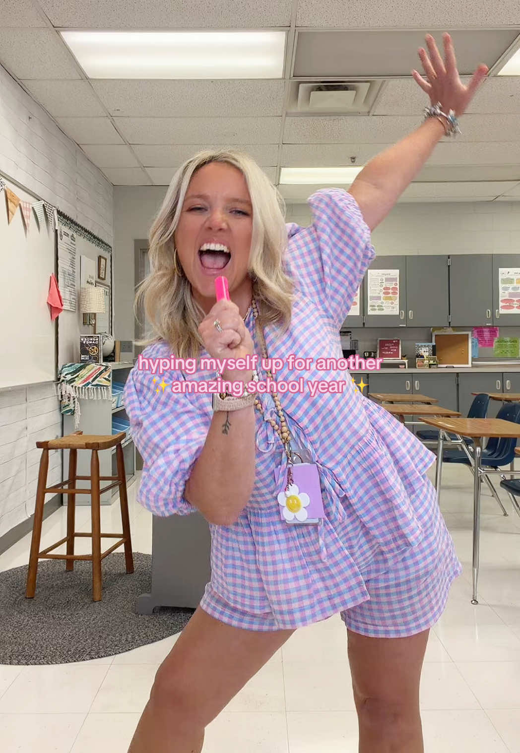 @Miss Teaching Blonde ๐โ๏ธ๐