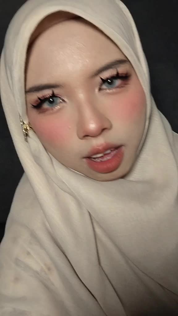 @LoveieDewy