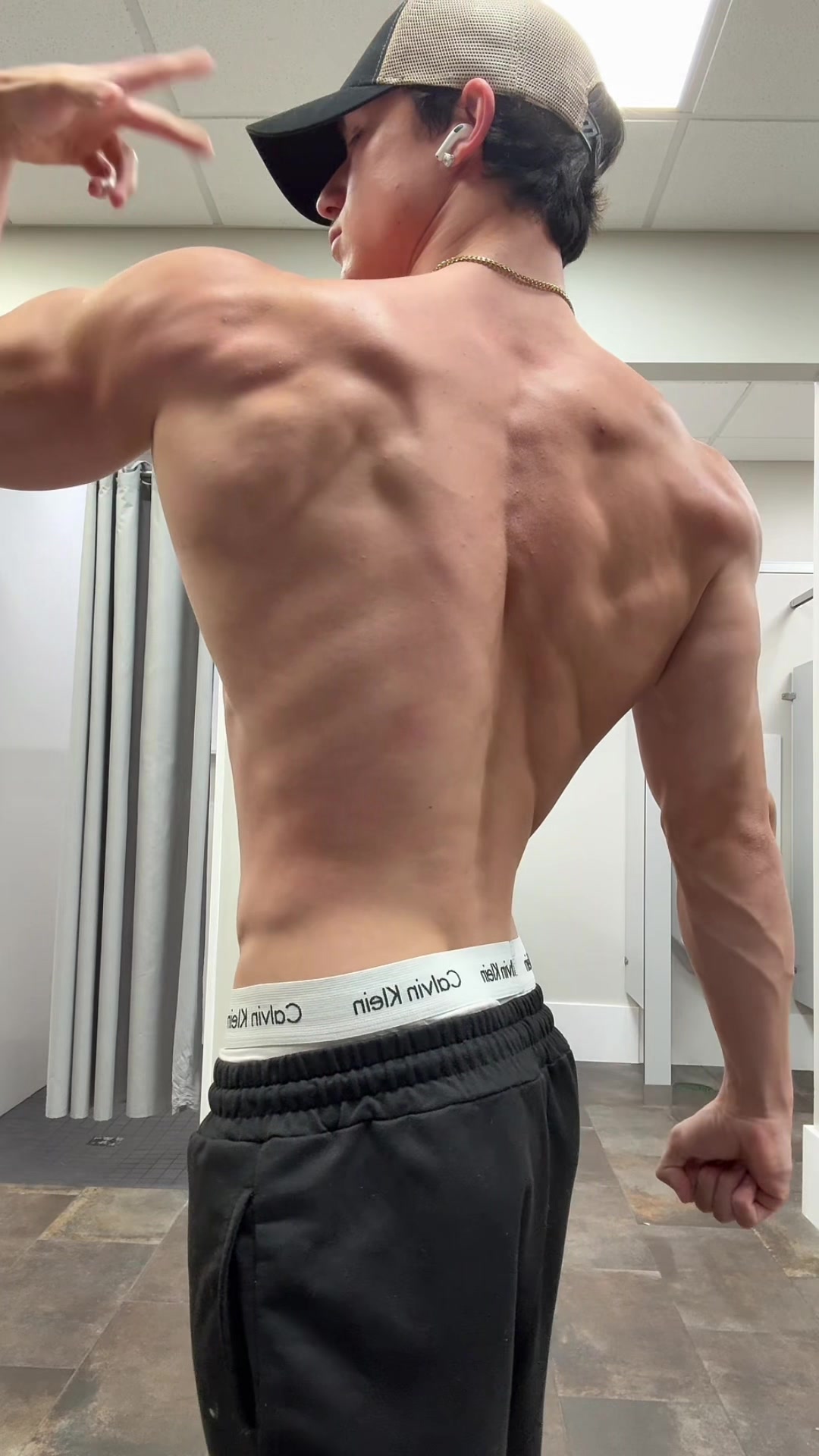 @d33jaee_lifts