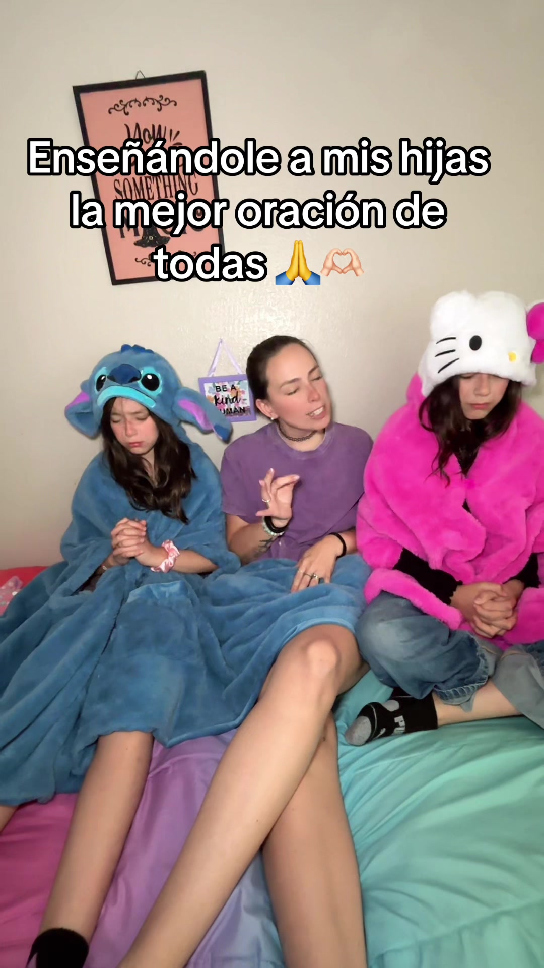 @Mama Latina Moderna