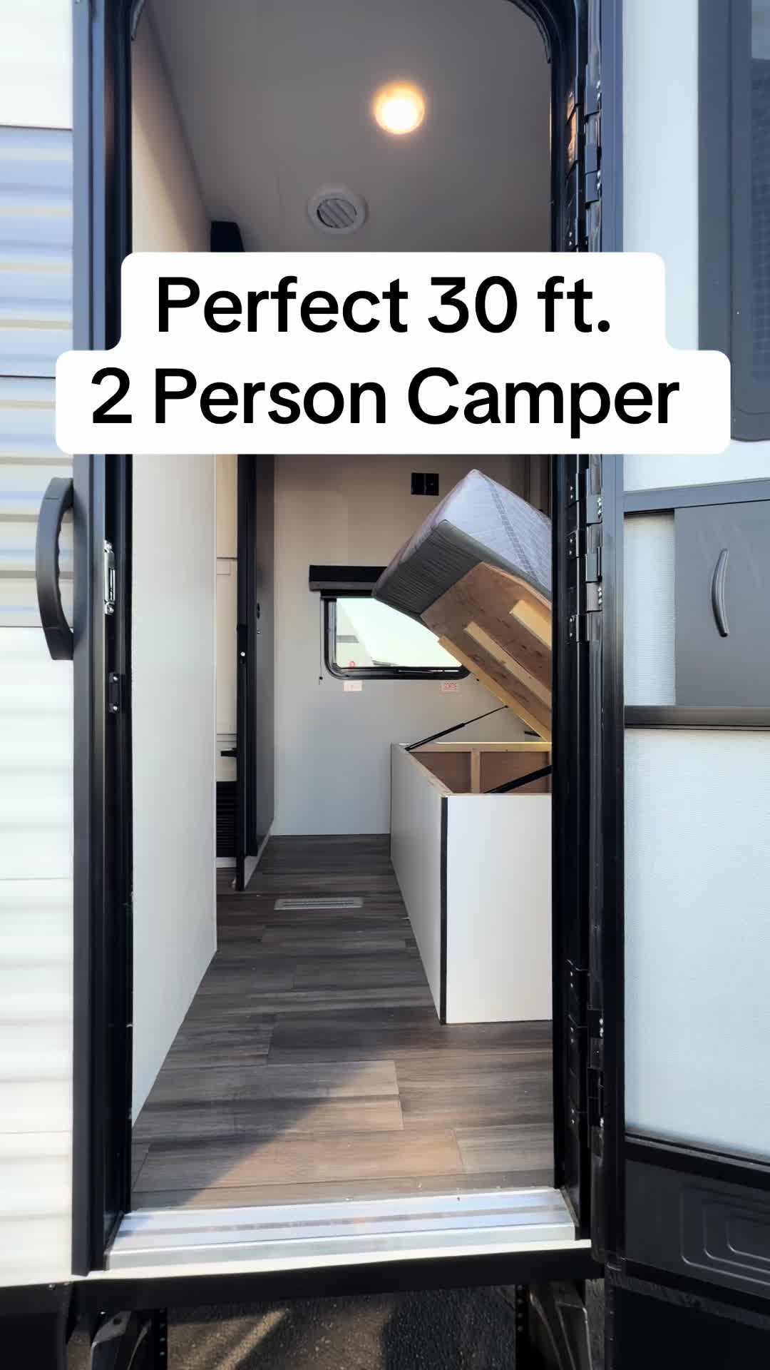 @Angel Sells RVs