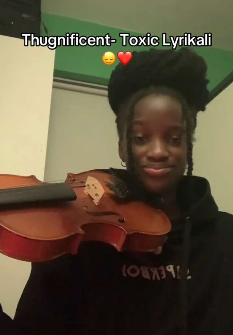@Ida🌟🎻