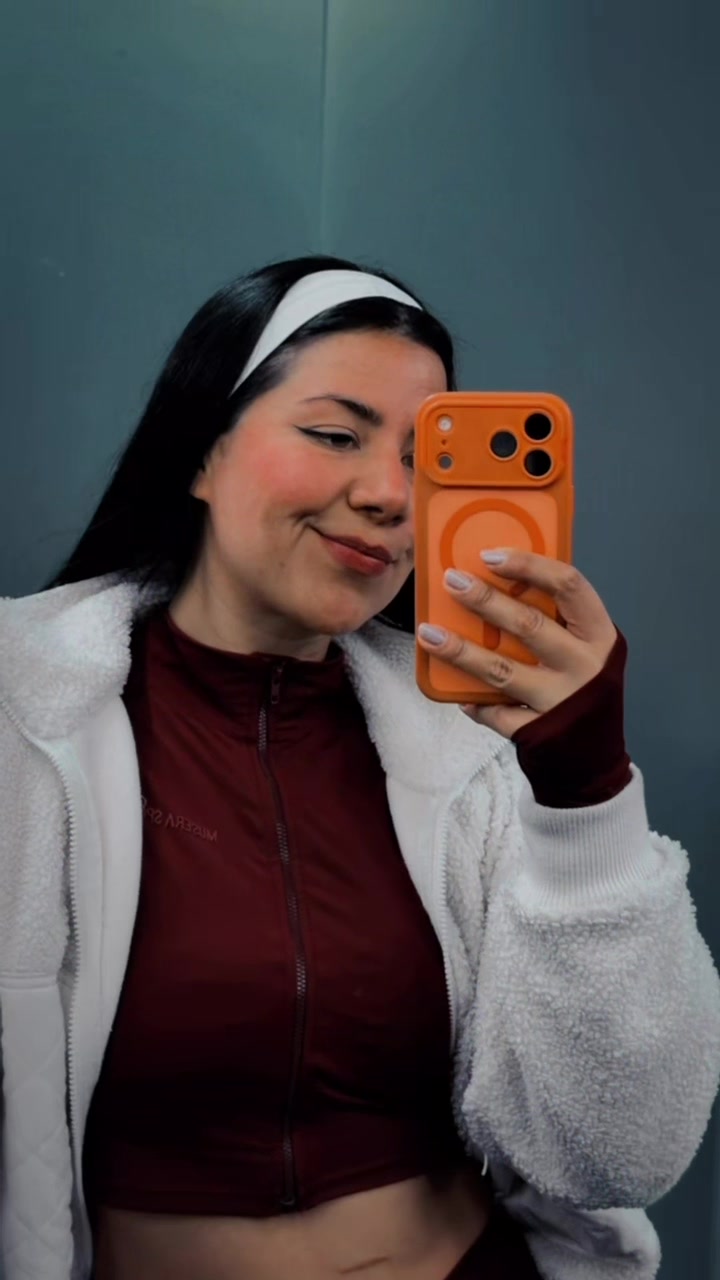 @Angelica Rubi A