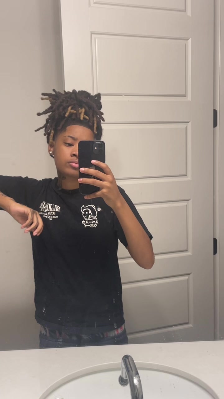 @®️