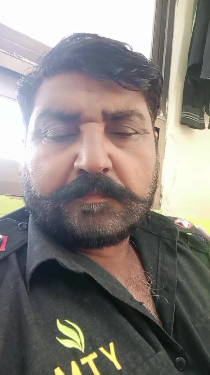 @ghani