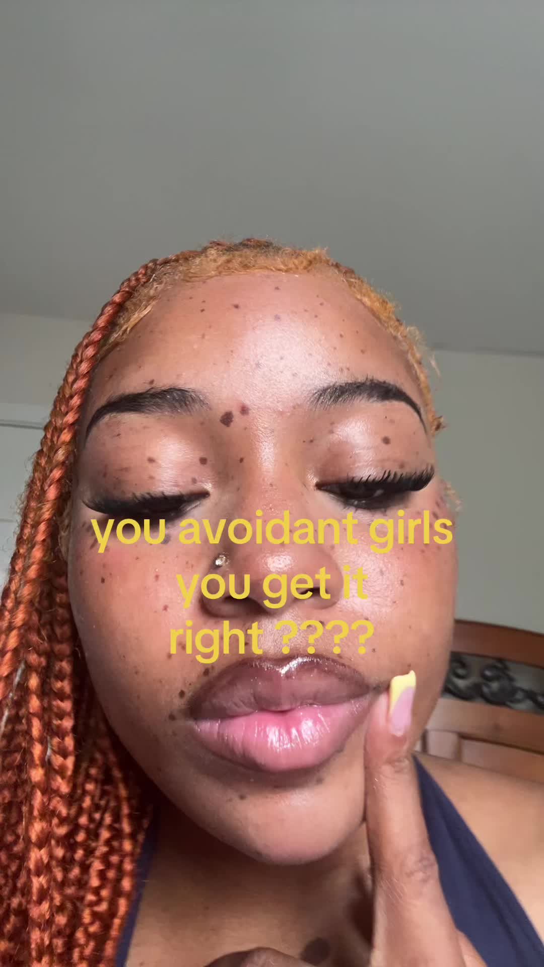 @👩🏽&zwj;🦰