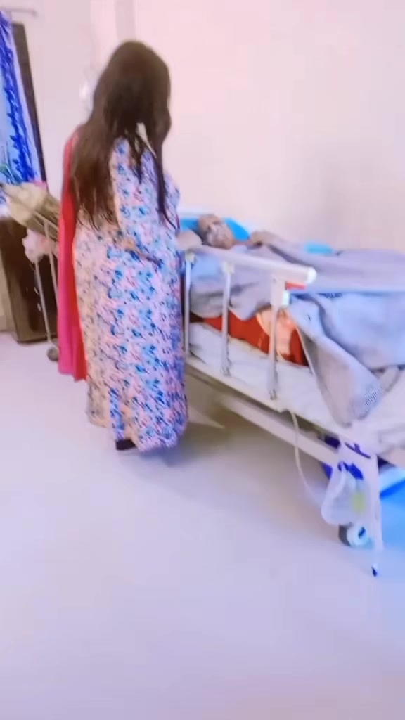 @Eva Rahman