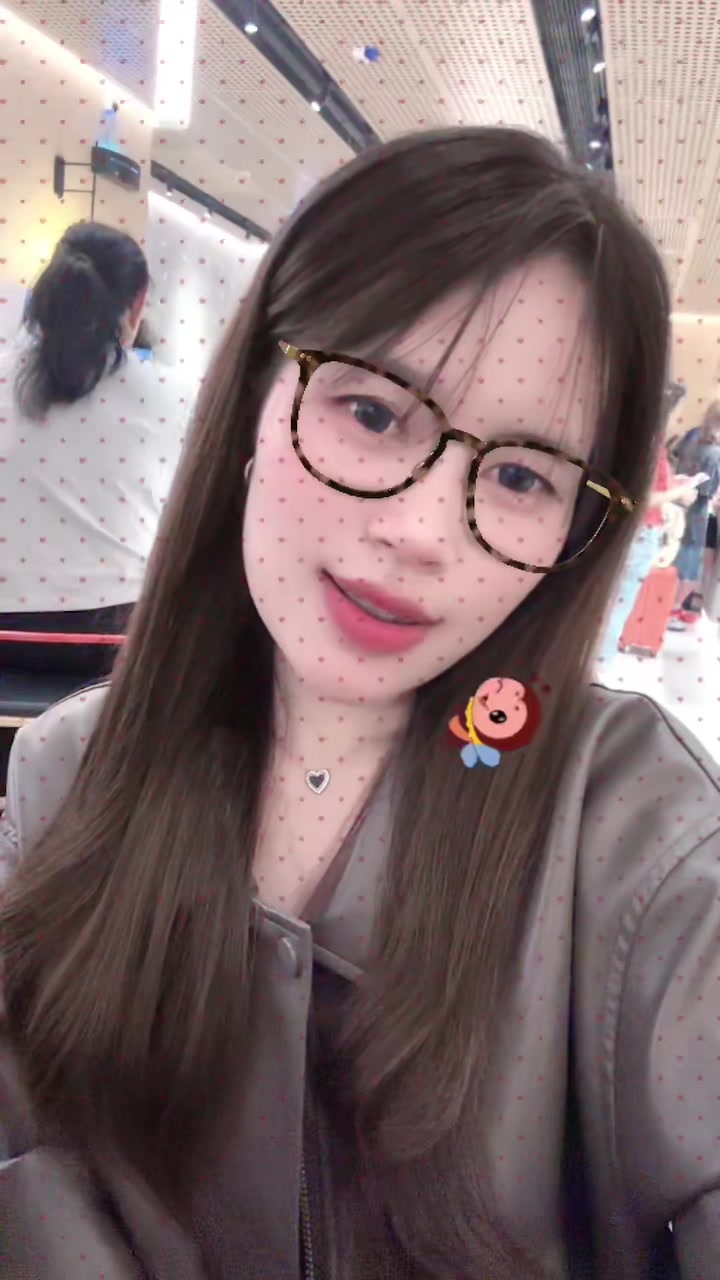 @๐ฅ๐ค