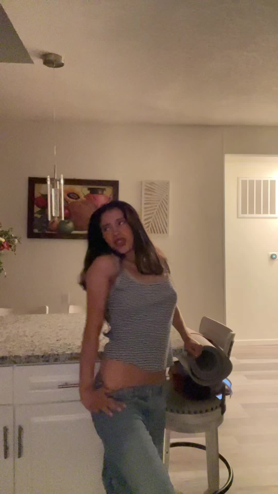 @Luna