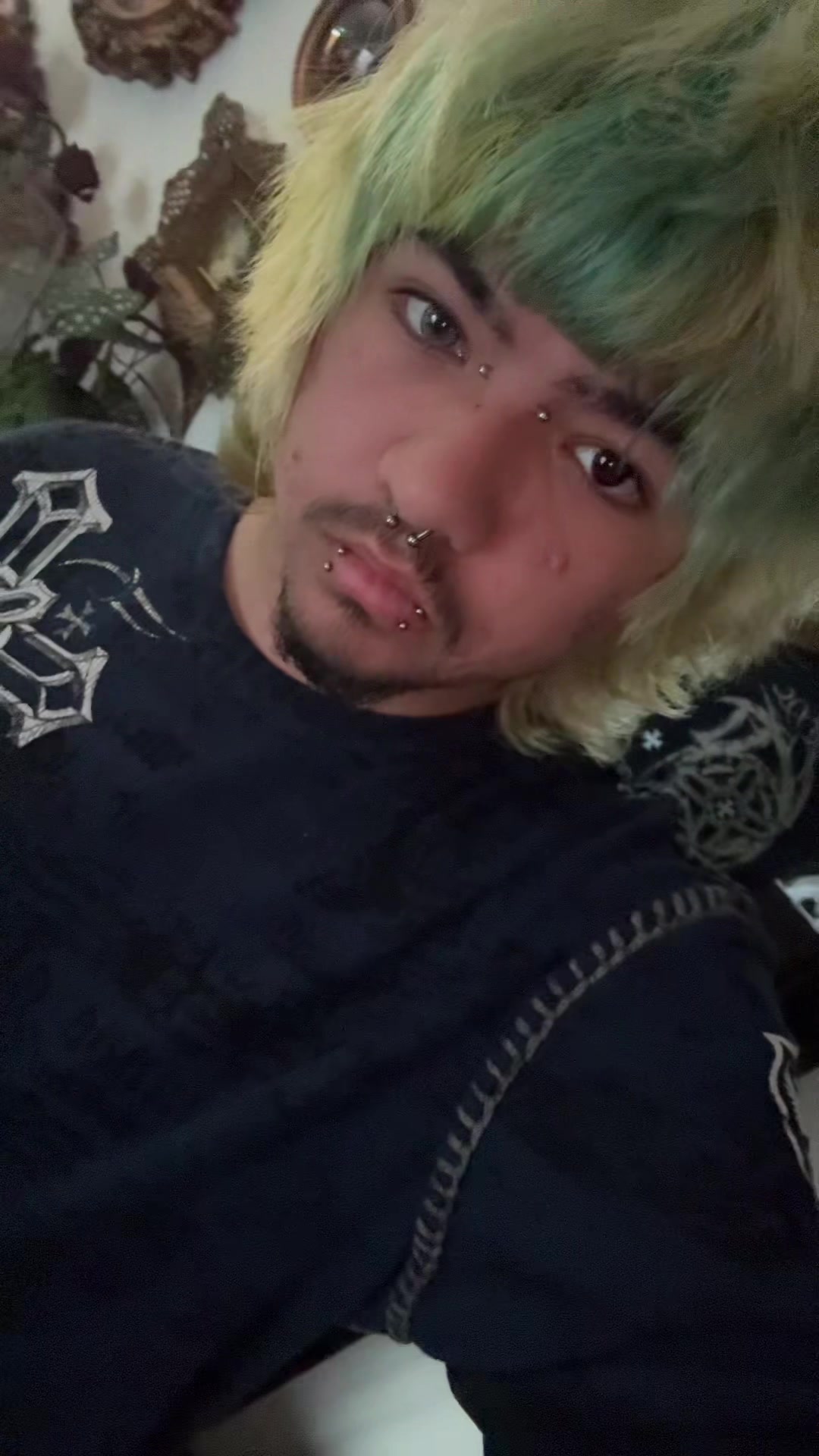 @livingdeadboy