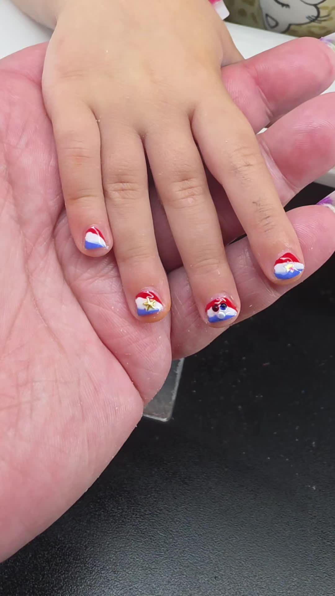 @house_of_acrylics