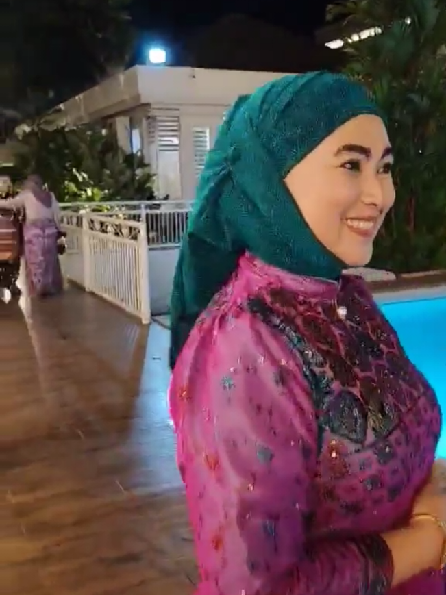 @AckleizharaGee