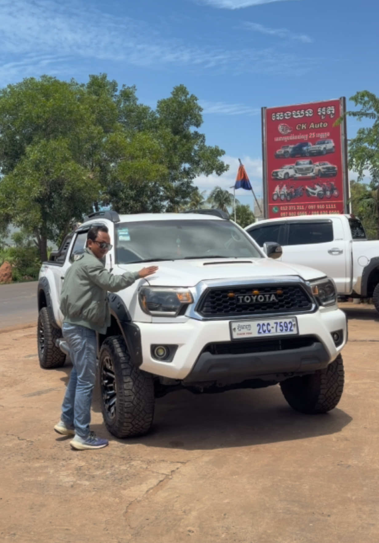 @CK លក់ឡាន