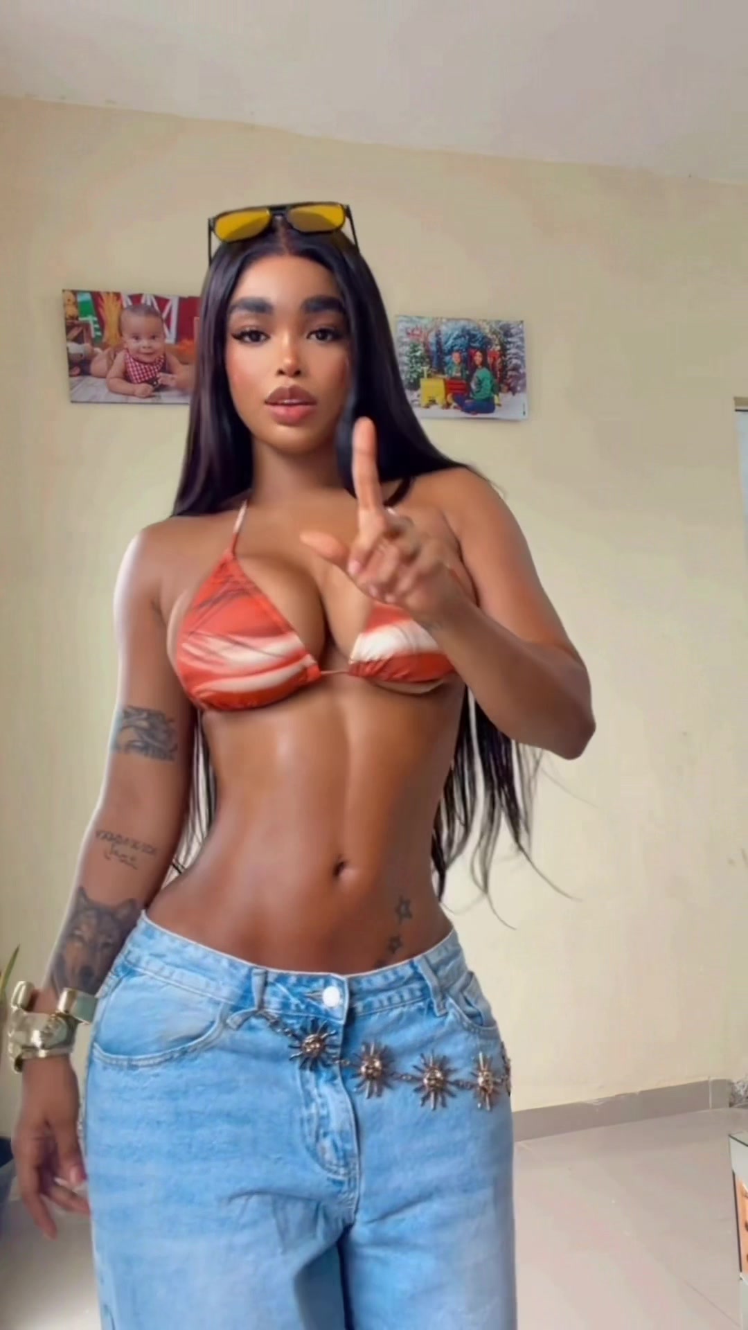 @Karenramosmr