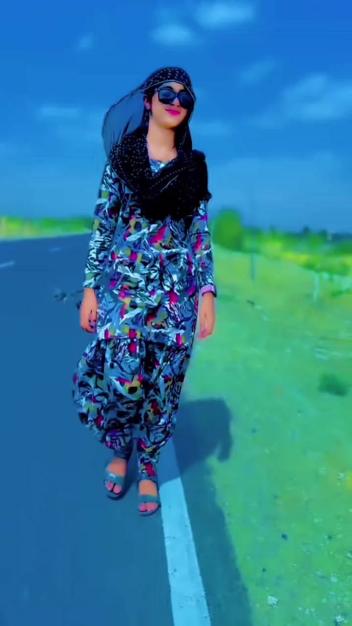 @𝗦𝗶𝗻𝗱𝗵𝗶 🍂༄.°