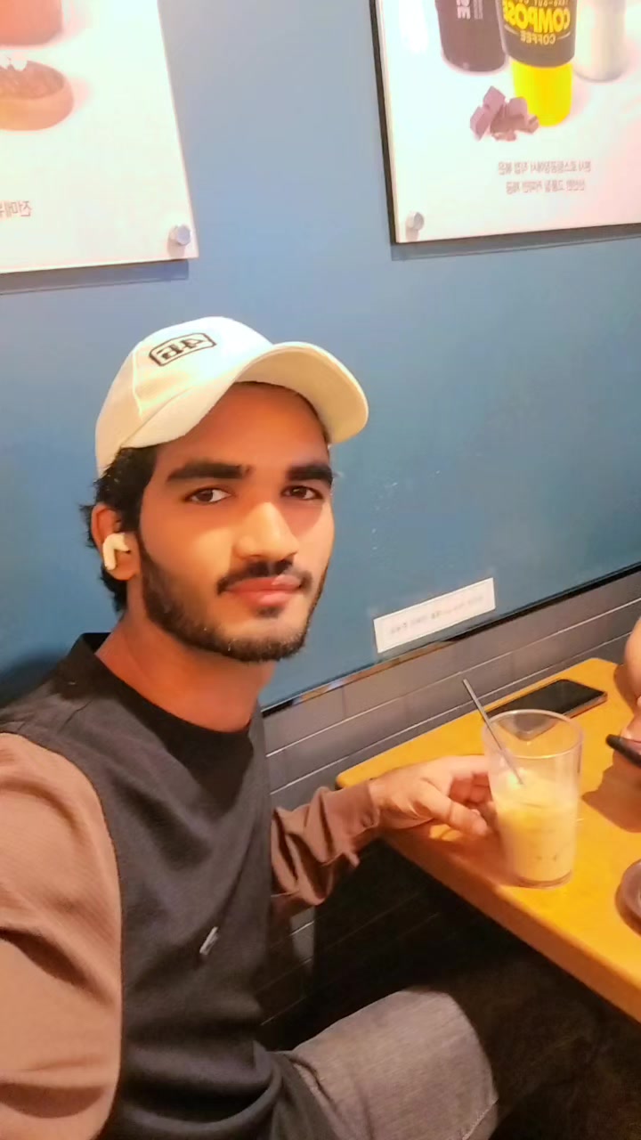 @Juned khan🇳🇵🇰🇷