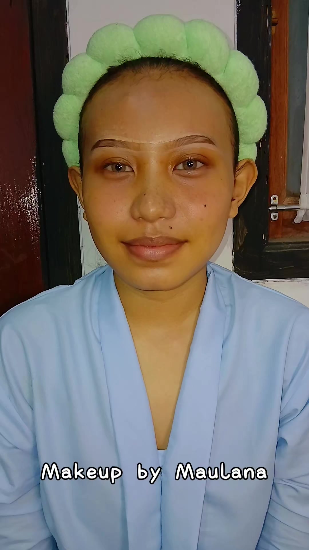 @makeupbymaulana