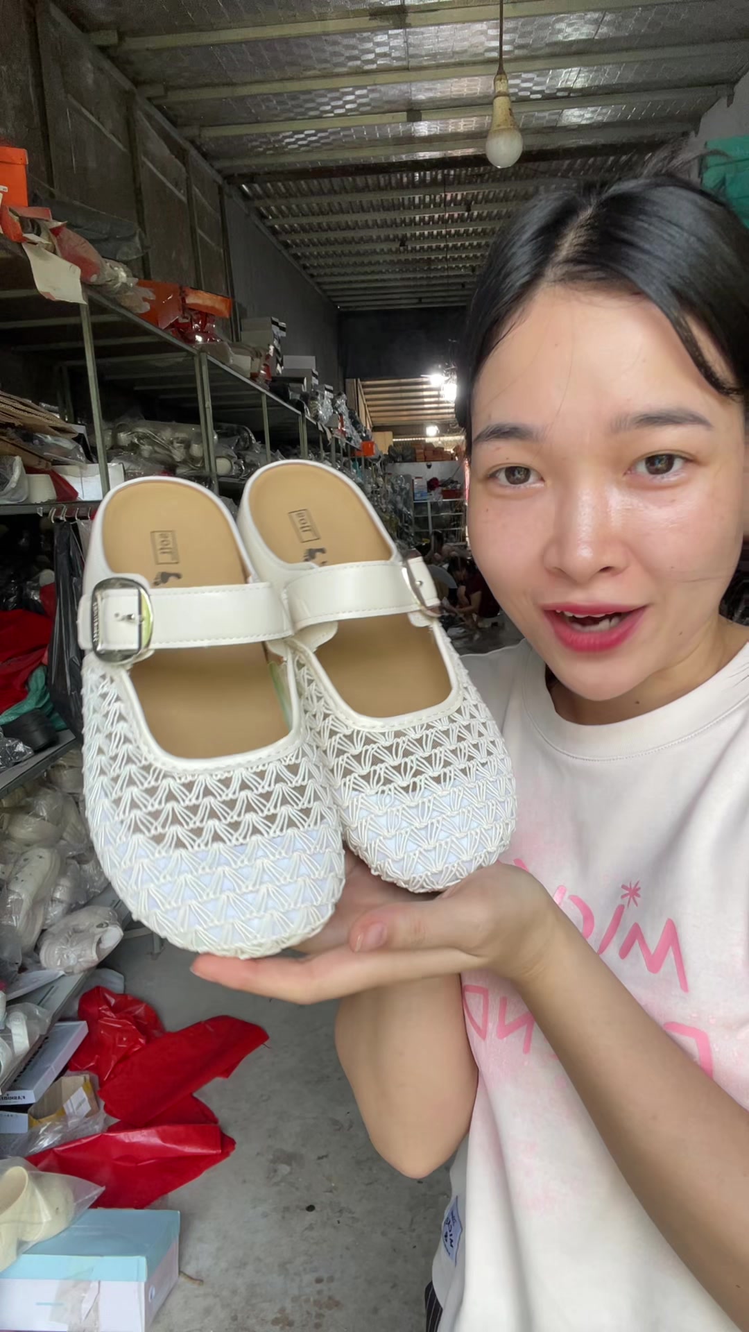 @HỒNG XIÊM