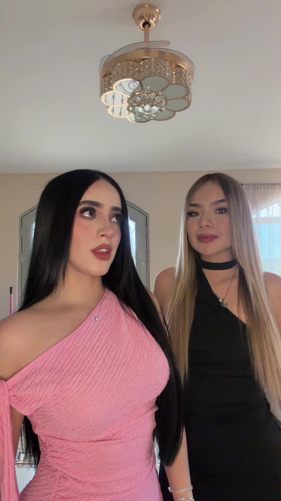 @𝑁𝑎𝑡𝑎𝑙𝑖𝑒