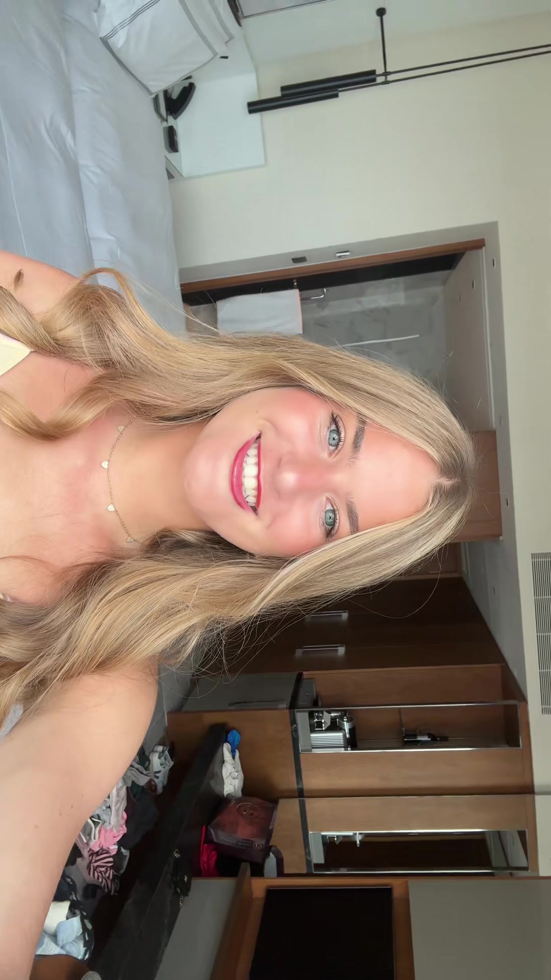 @rachelgroisman
