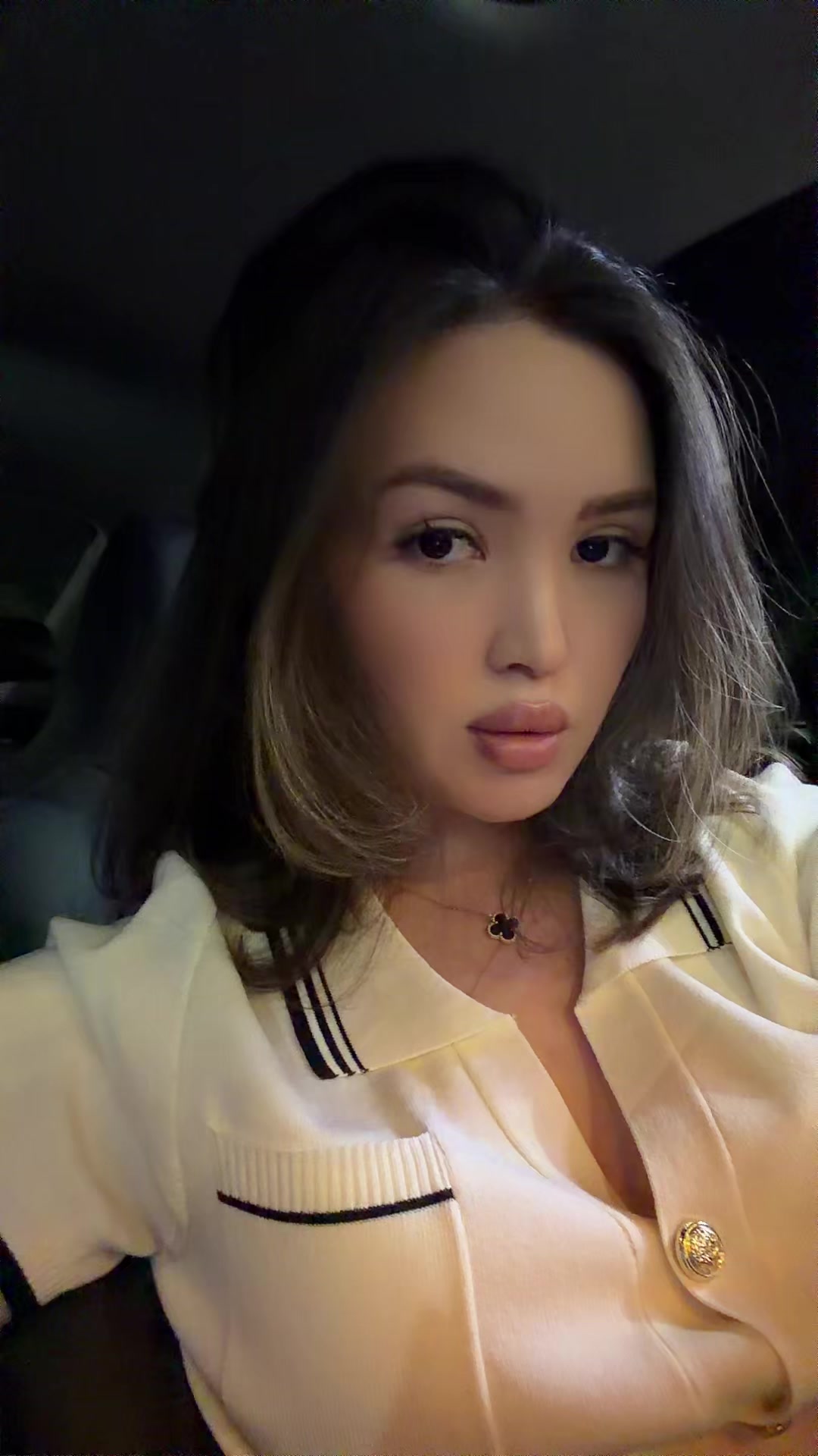 @Karina