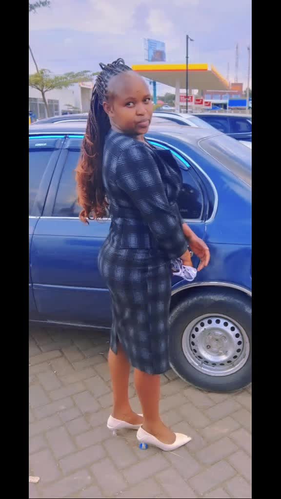 @simple lady 😜