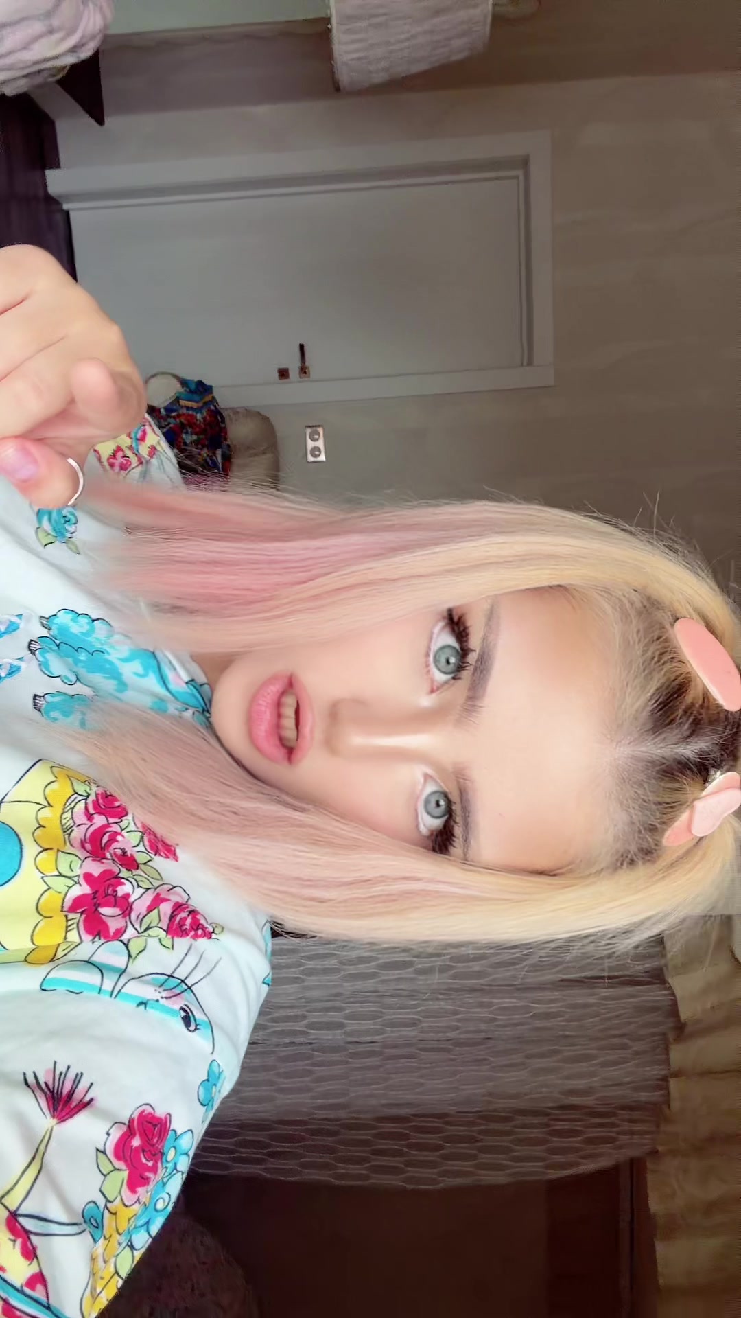 @🍧мелани🍡