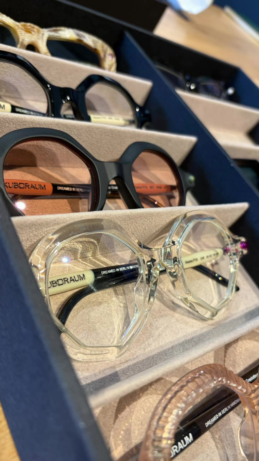 @Brils Unique Eyewear