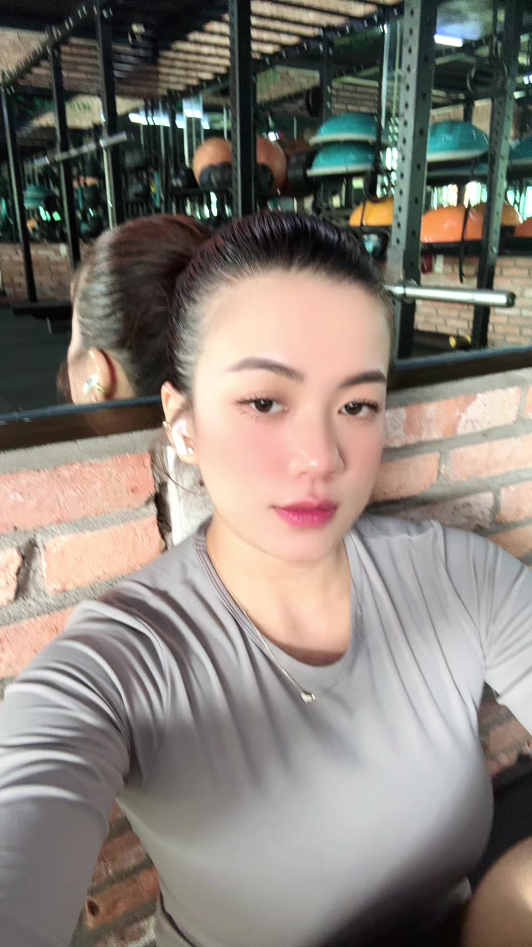 @Nhúng be 🤭
