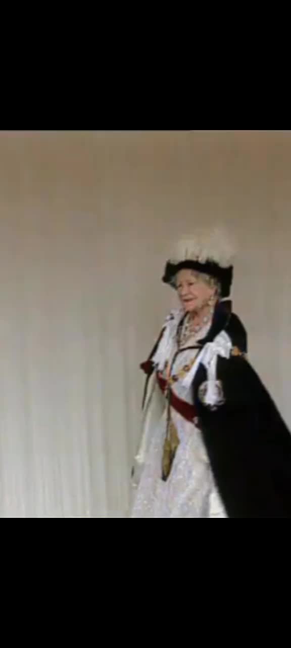 @Queen Elizabeth 2_Queen Mother