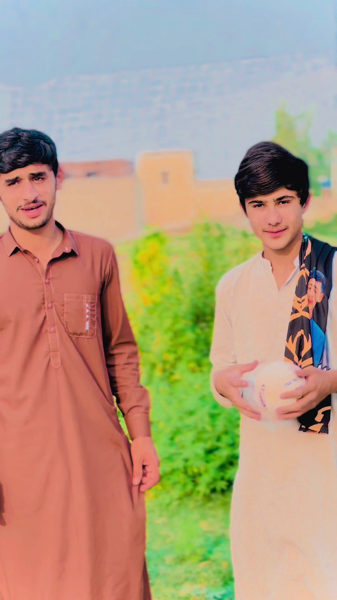@Abdullah Gondal♛