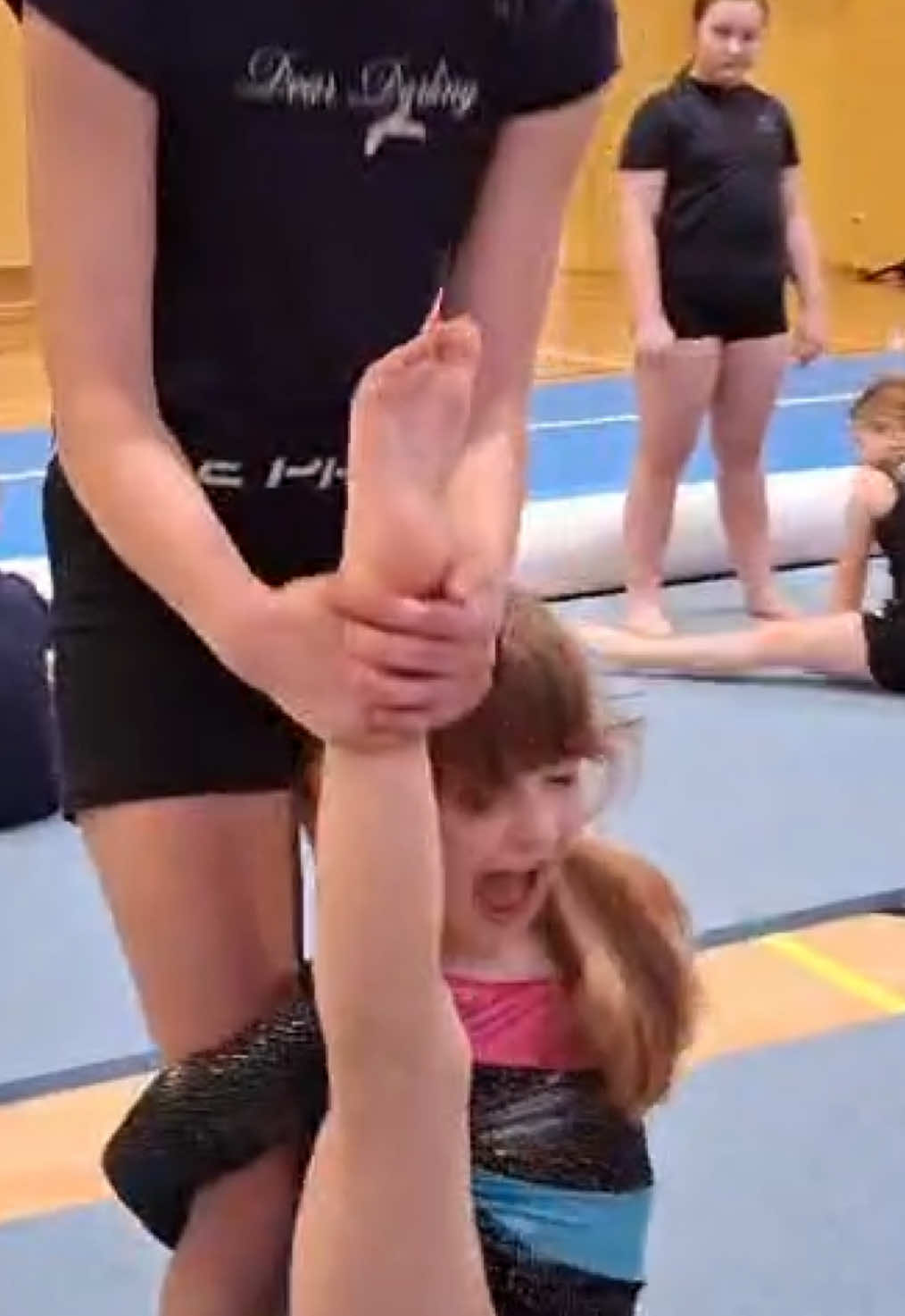 @Acro.Point