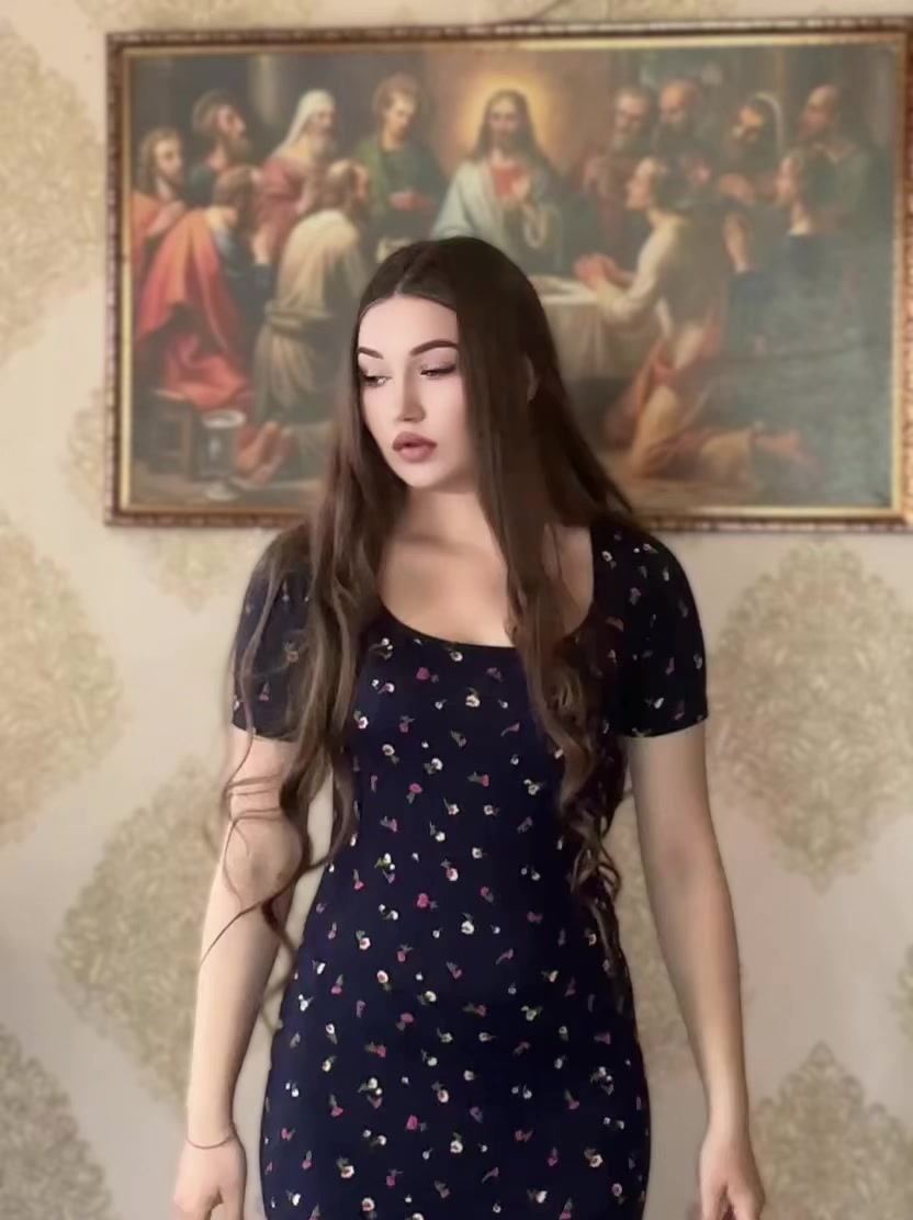 @👸🏻🖤
