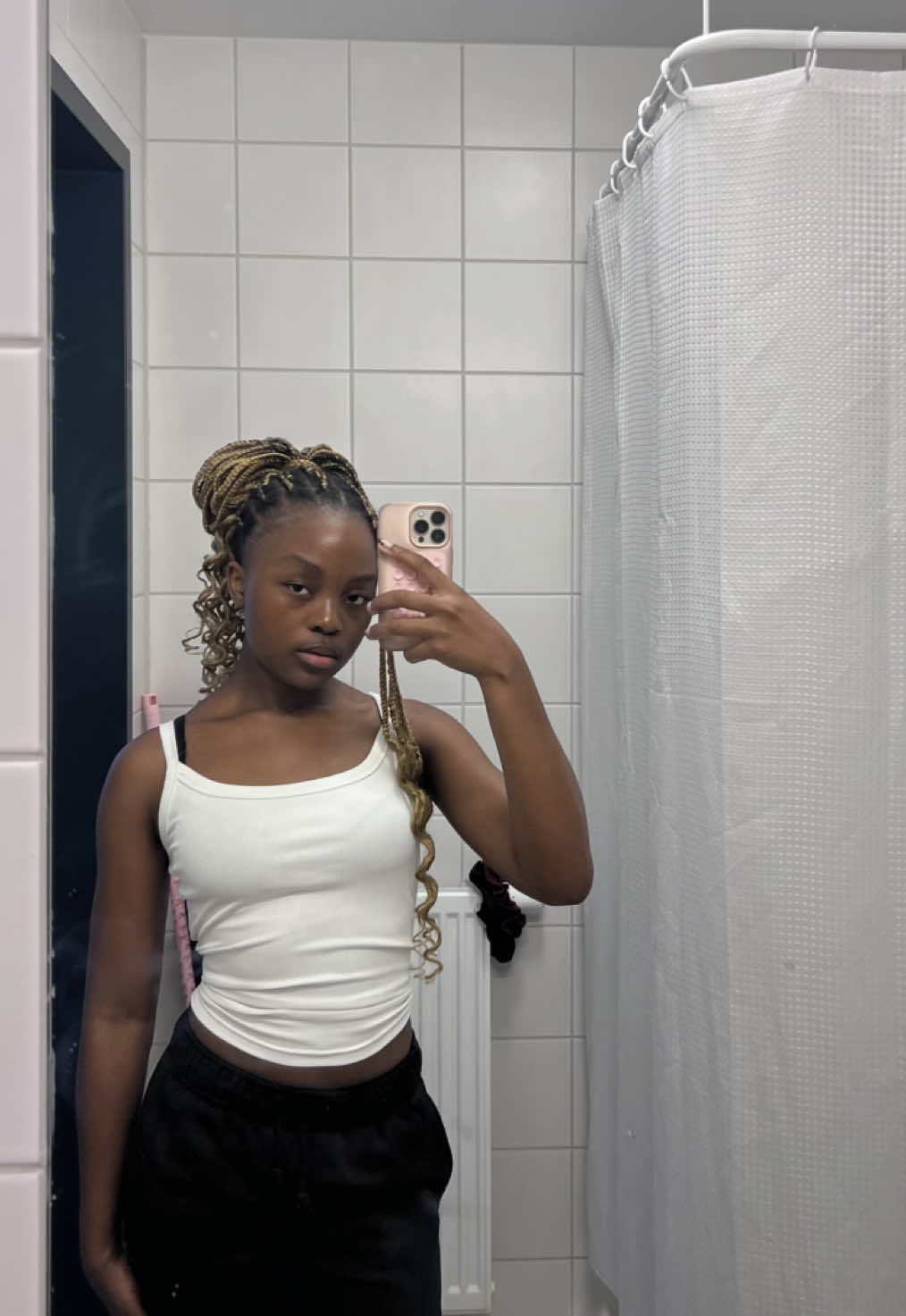 @_.lauraaa.tn