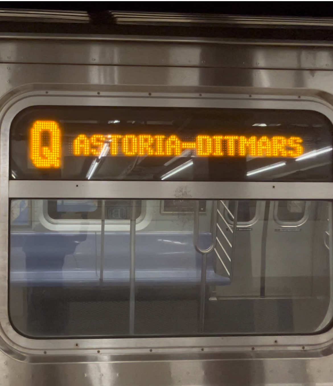 @R32 (J) train official